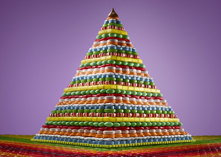 sam-kaplan-pits-pyramids-food-art-designboom-04
